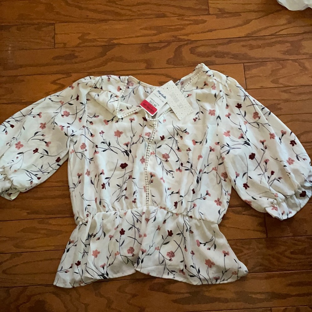 long sleeve shirt, brand new never worn.